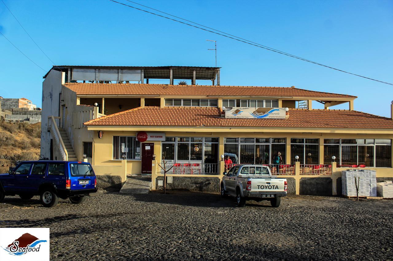 Hotel Ocean View & Restaurante Seafood São Filipe Extérieur photo
