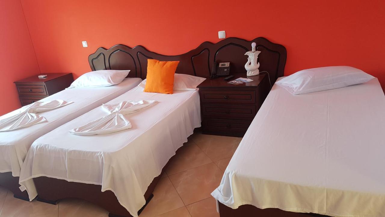 Hotel Ocean View & Restaurante Seafood São Filipe Extérieur photo